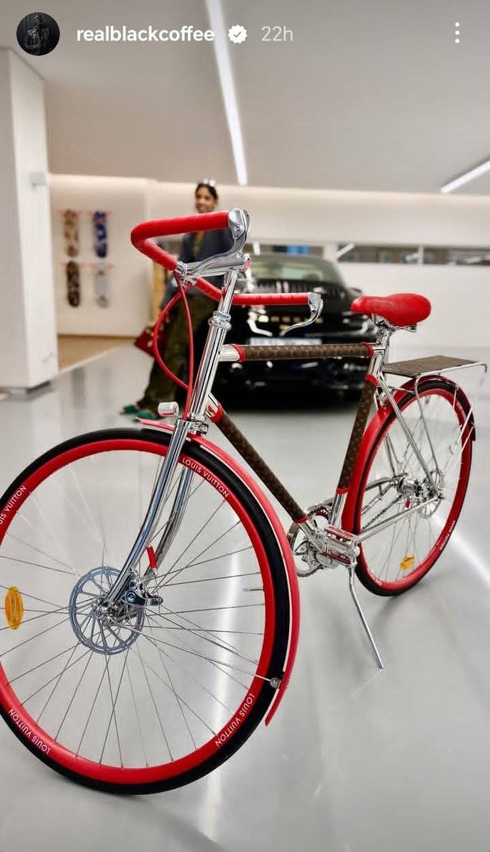 busiwe_bubu's tweet image. Black Coffee shows off his R900,000 limited-edition Louis Vuitton luxury bicycle.