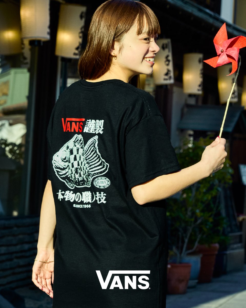 日本の文化を象徴するモチーフに、 VANSのアイコン Checkerboard を