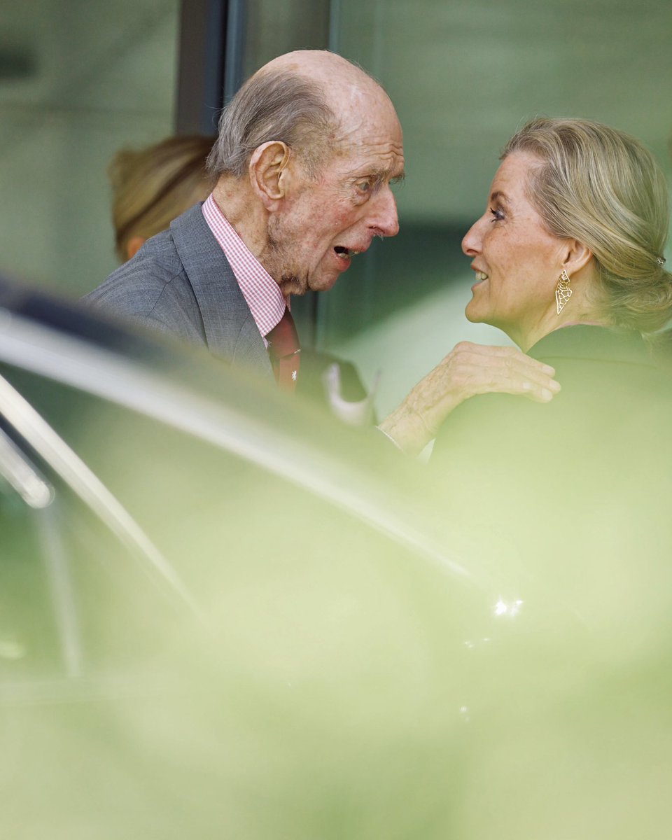 Oliver Turrell tweet media