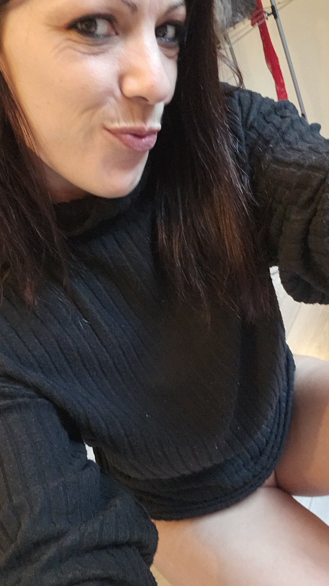 #STRIPCHAT #CAMGIRL #SEXTOY #SEXE #CUL #LOVENSE  #COQUINE #PUSSY #MILFS #france #DILDO  #fessées #française  #chicamala #Cataleyaloca 🔥🔥😈
Bientôt en live....🔞🔞🔞💋
fr.stripchat.com/Cataleyaloca/p…