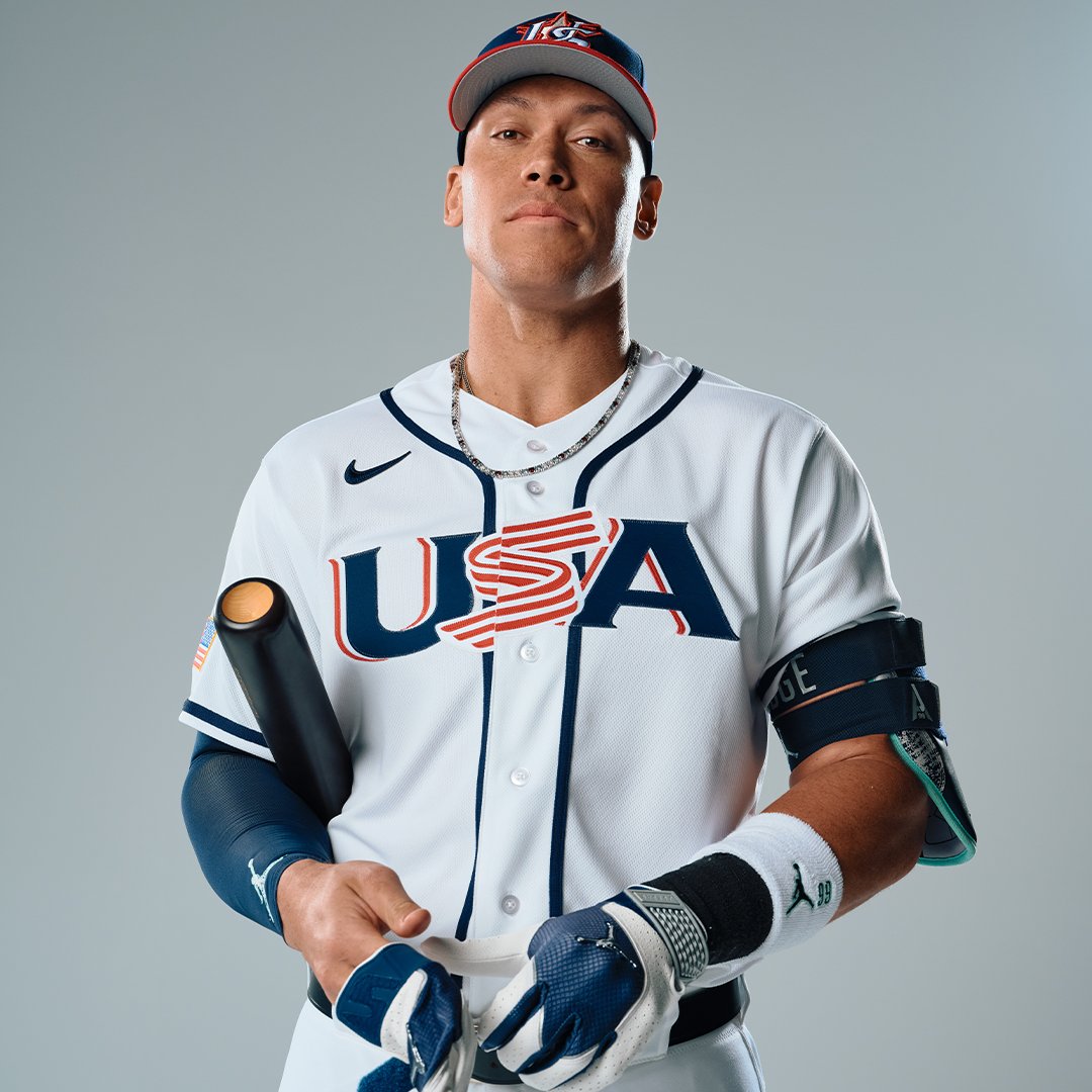 FIRST LOOK: Aaron Judge rocks the Team USA uniform for the first time 🇺🇲
(📸: @MLBTheShow)