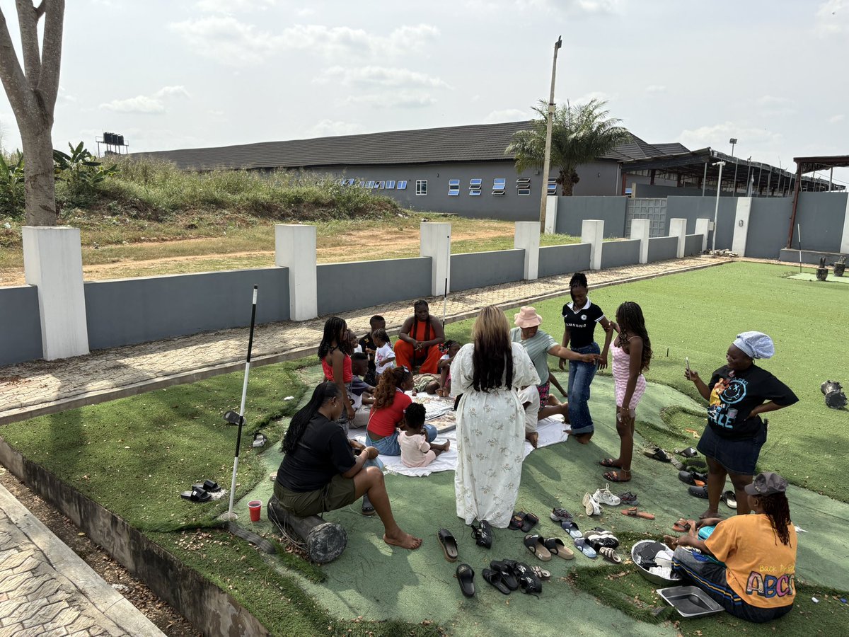 BasitOkiji's tweet image. Here.