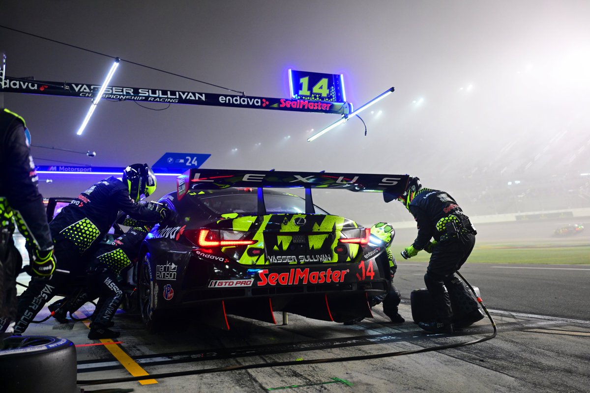 Pit stops in the fog.