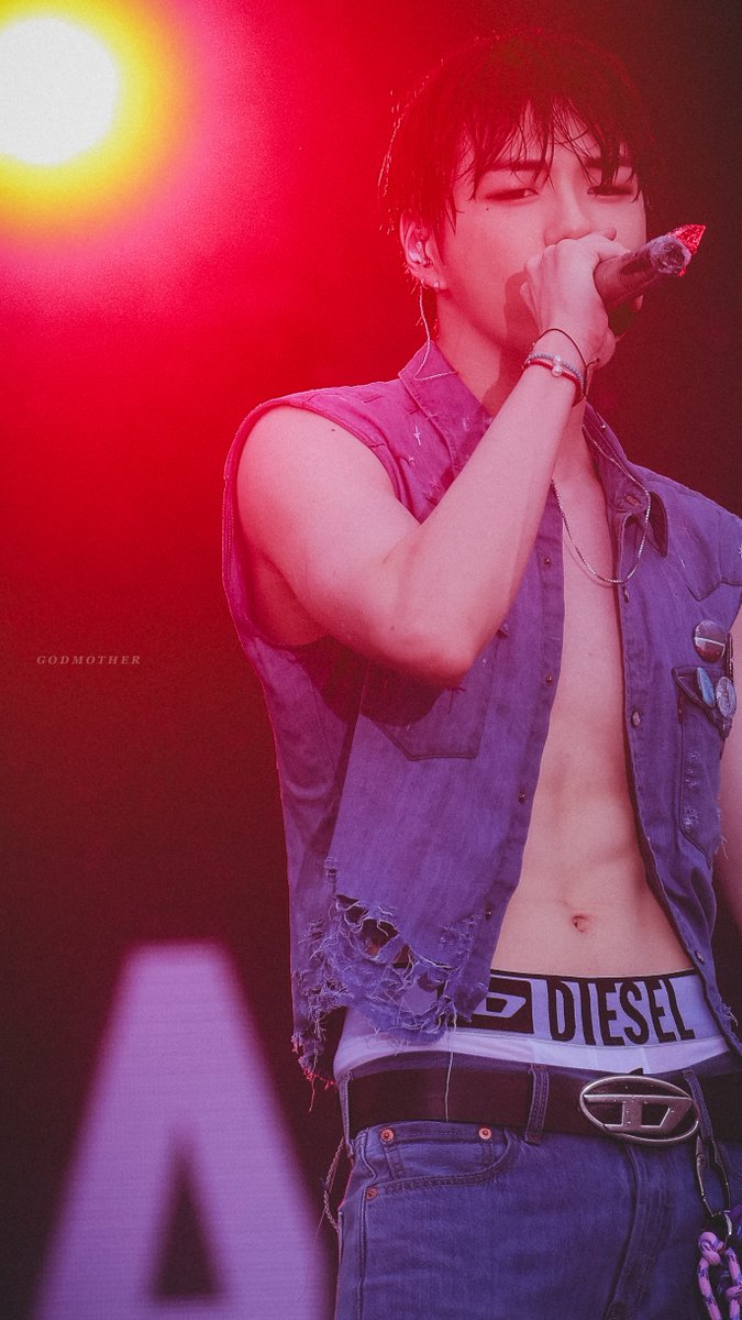 mirandity's tweet image. 쉐깅 쏘핫