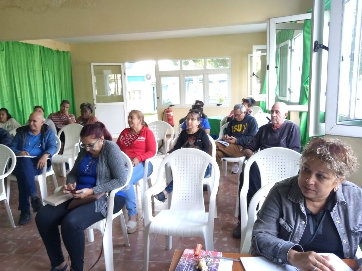 Seminario sobre el Decreto Ley 138/2025 "De la Organización del Sistema Salarial en el Sistema Empresarial Estatal Cubano"
#IndustriasCuba
#LatirAvileño 
#CepilVaPorMas