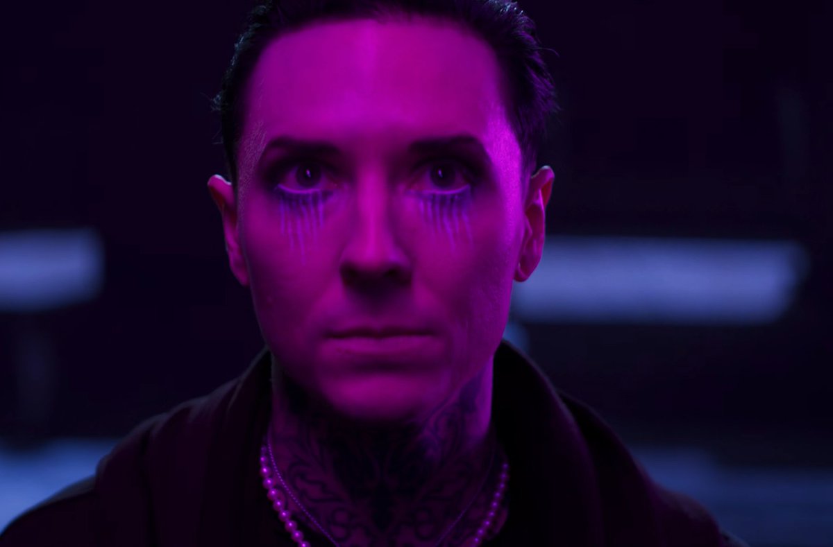 they all look so good in bisexual lightning