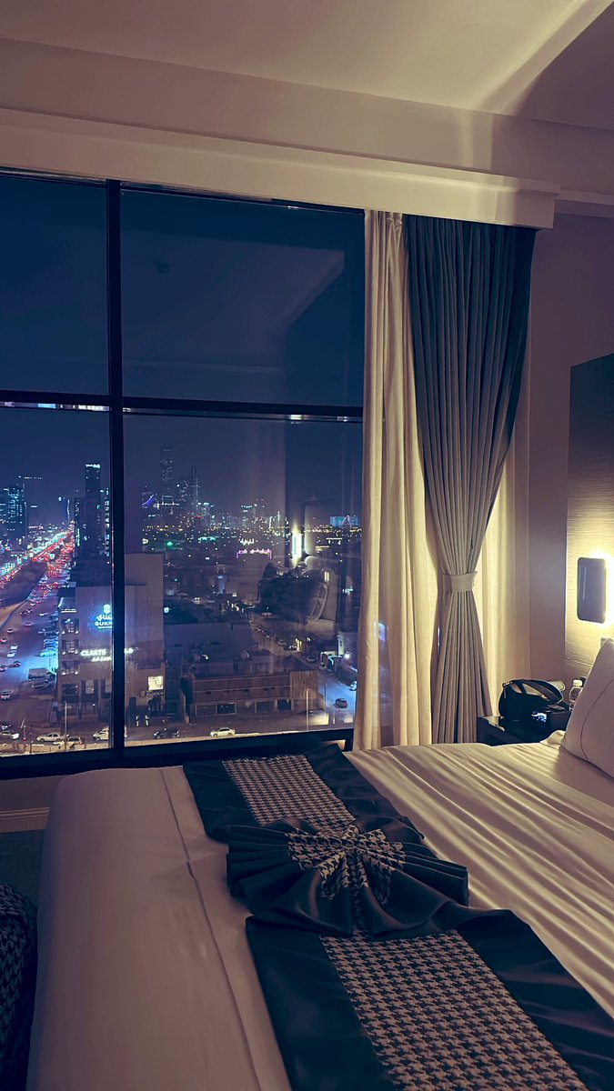 ما ارق الرياض تالي الليل