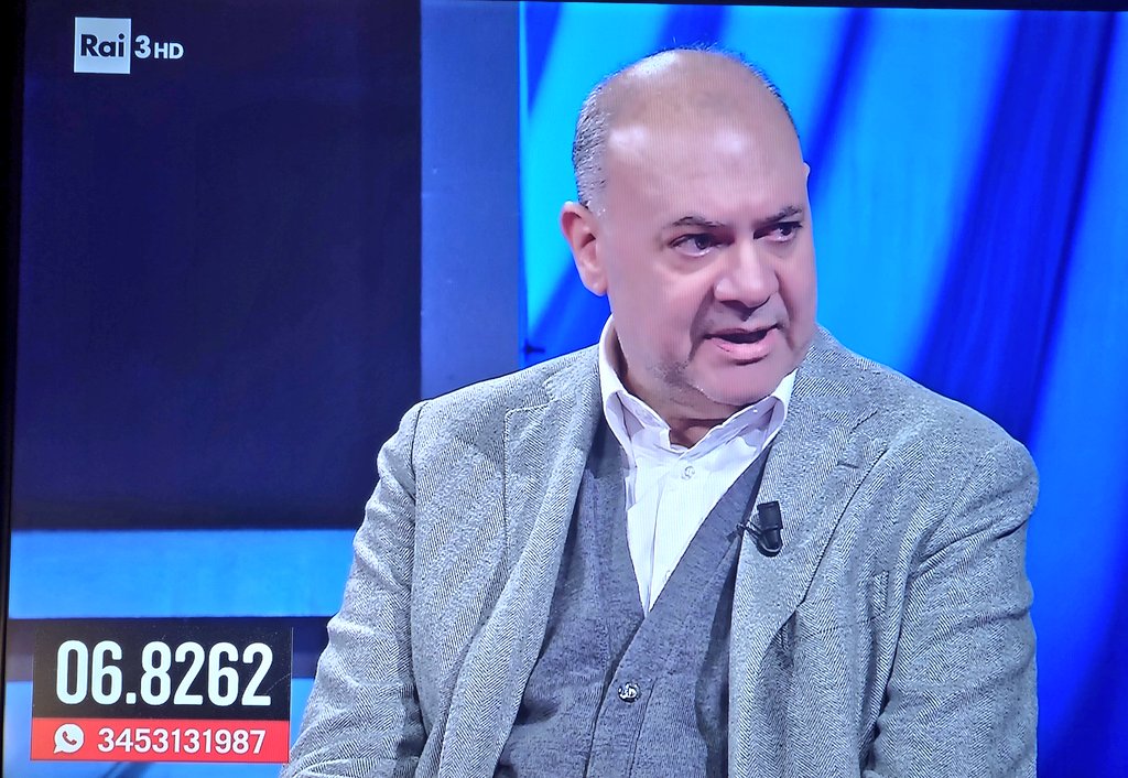 #chilhavisto
E anche stasera Slim Penelopo è con noi 😊😉