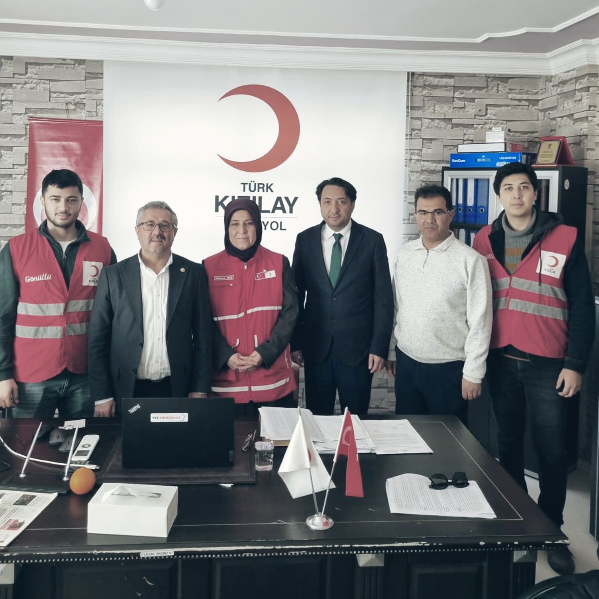 Genel Sekreter Yardımcımız Şükrü Can, Hatay Dörtyol Şubemizi ziyaret etti.

Gerçekleşen ziyarette, şube faaliyetleri hakkında bilgi alınarak yürütülen çalışmalar ve planlanan projeler üzerine değerlendirmelerde bulunuldu.