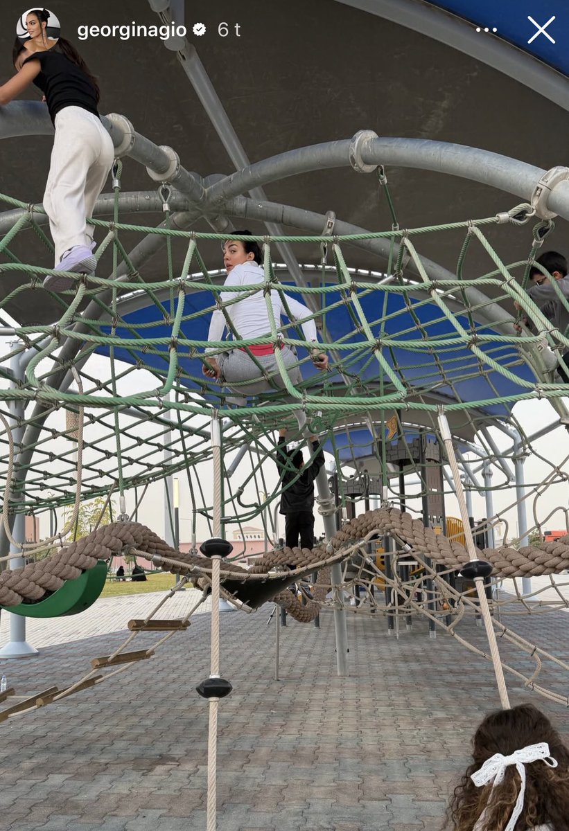 الصورة كاملة :