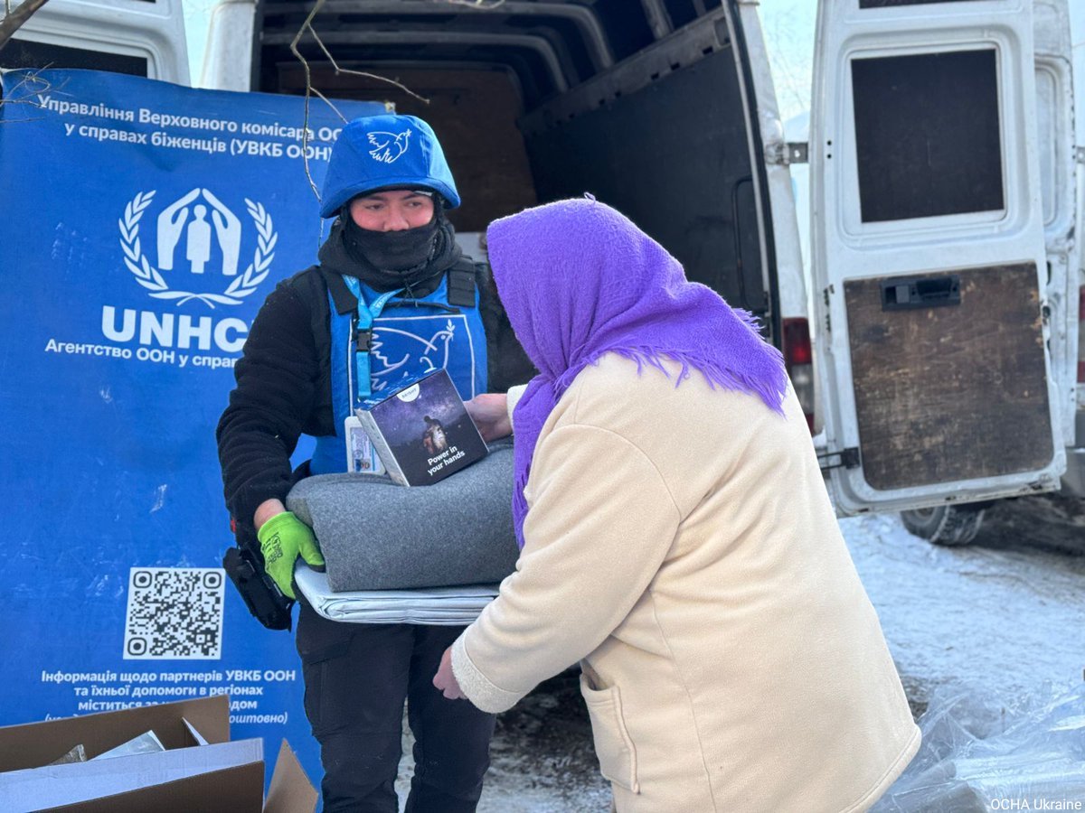 UN's tweet image. In Ukraine, UN teams &amp;amp; humanitarian partners are making very effort to help those affected by ongoing attacks —delivering winter items, food, medical supplies &amp;amp; other essential aid.

Civilians &amp;amp; critical infrastructure, including energy facilities, must be protected.

#NotATarget