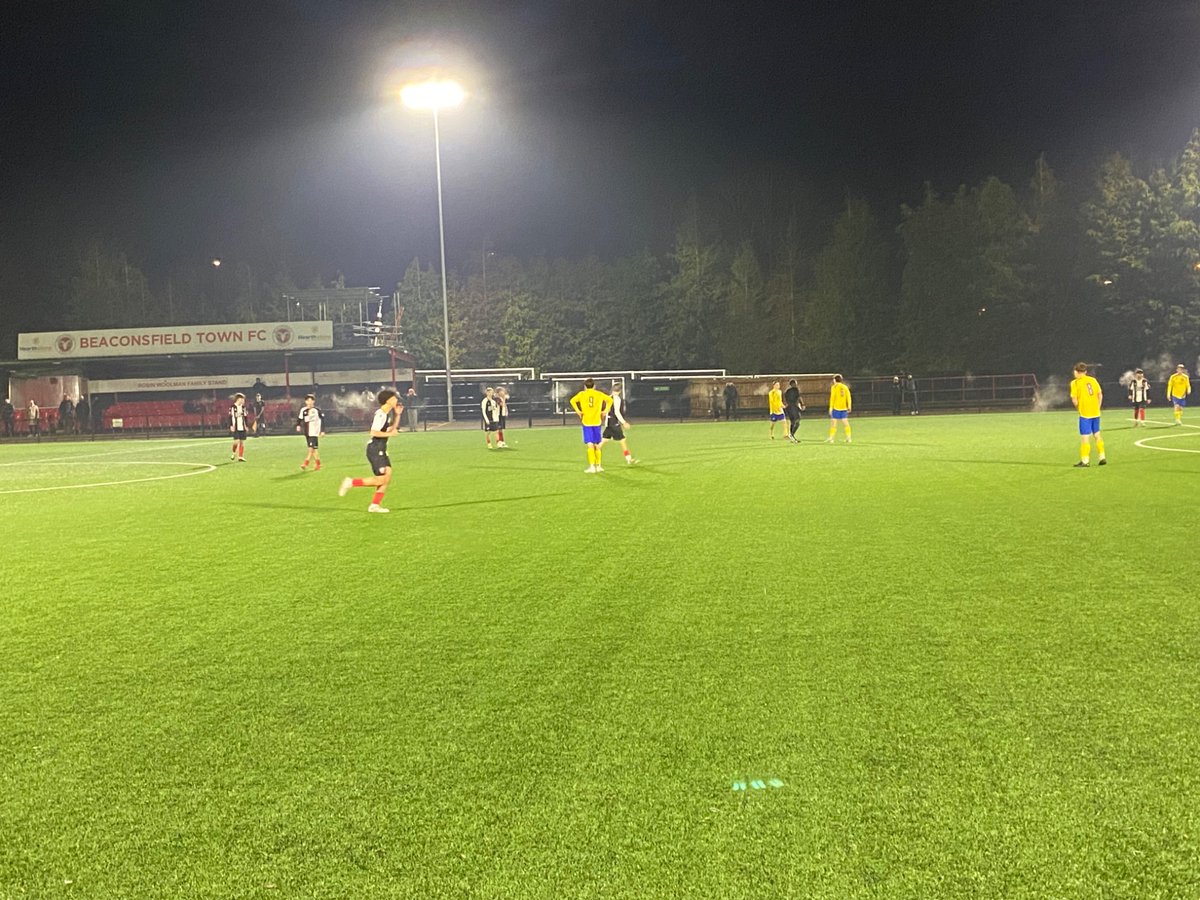 LeeMDunn's tweet photo. Maidenhead U18 v Ascot https://t.co/Mz0C7p6cmu