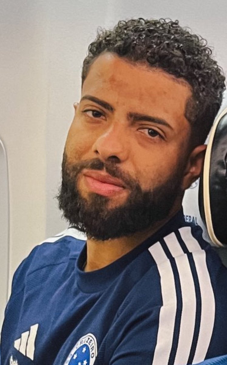 CabulosoScore's tweet photo. Kaio jorge fez comemoração foda / entregaram o resultado 

Elenco ganhou dos grandes / perdeu pros pequenos

Gabigol no pênalti decisivo / errou

Sou cruzeiro / sou cruzeiro https://t.co/iWGcQX7mpX