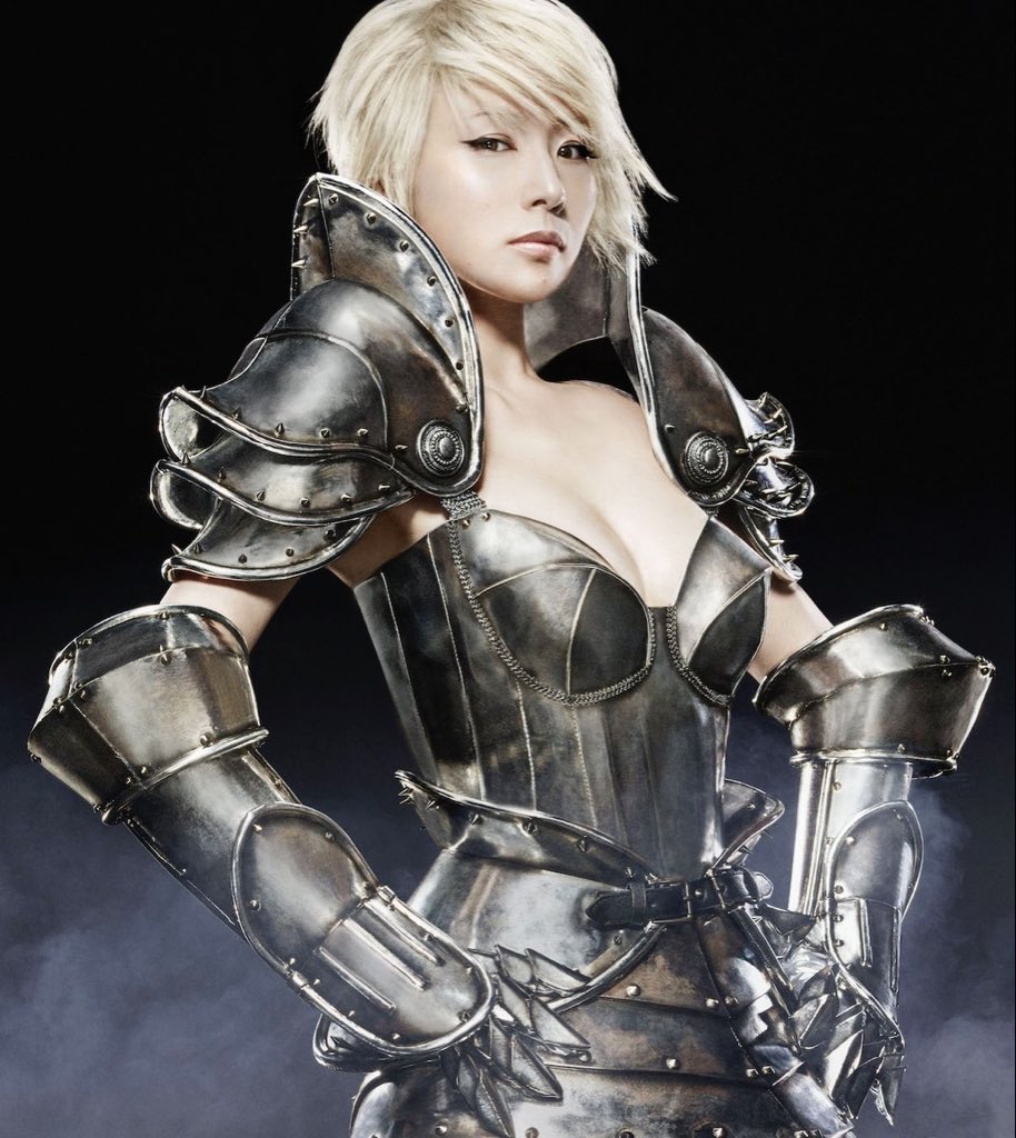 Sheena Ringo 2000        Sheena Ringo 2019