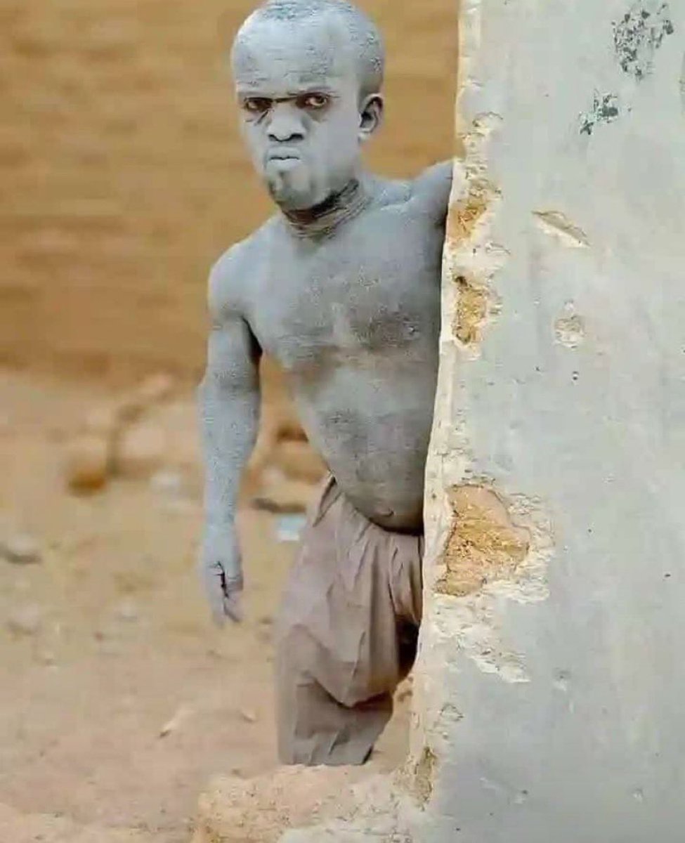 _highvalued's tweet image. Madrid win kmmmk🚮🚮💔💔😂