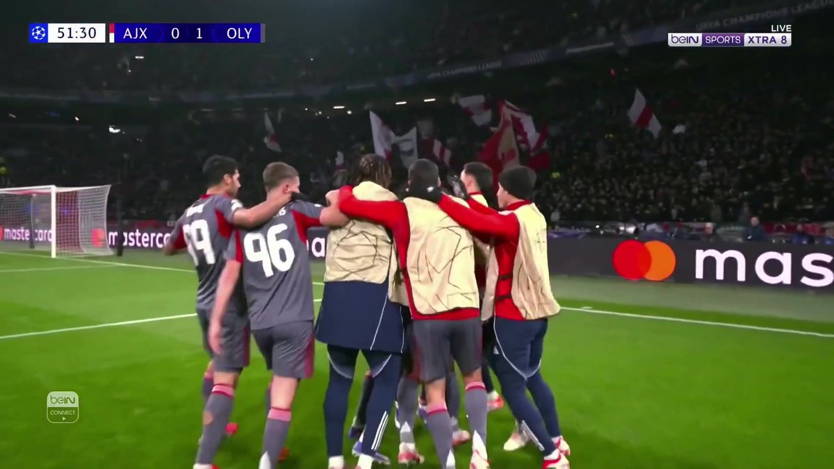 مارتينيز يسجّل هدف التقدم لأولمبياكوس أمام أياكس أمستردام #دوري_أبطال_أوروبا 