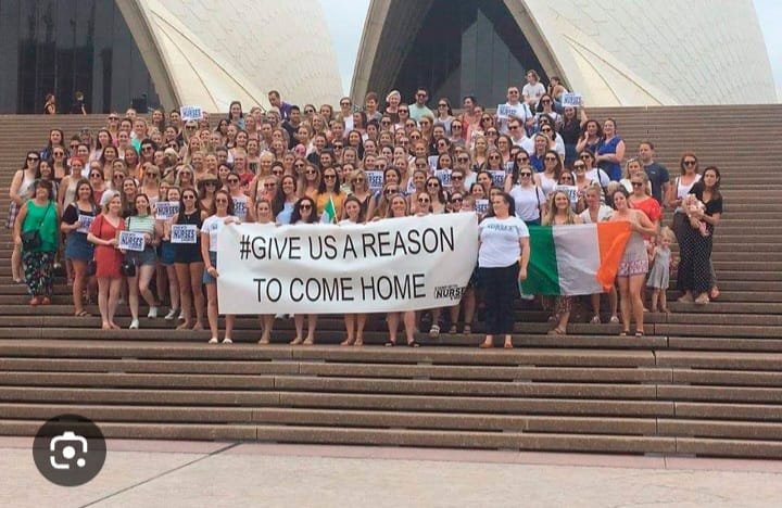 gavpepper85's tweet image. Doctors and nurses leaving our country in droves after graduation. They can't afford to live here.
This picture really sums our country up.