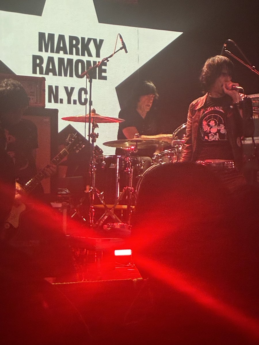 Derek Foley tweet media