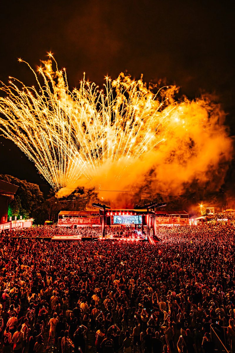 JÁ PODE COMPRAR O INGRESSO? Anitta CONFIRMOU a edição de 2027 dos Ensaios da Anitta.