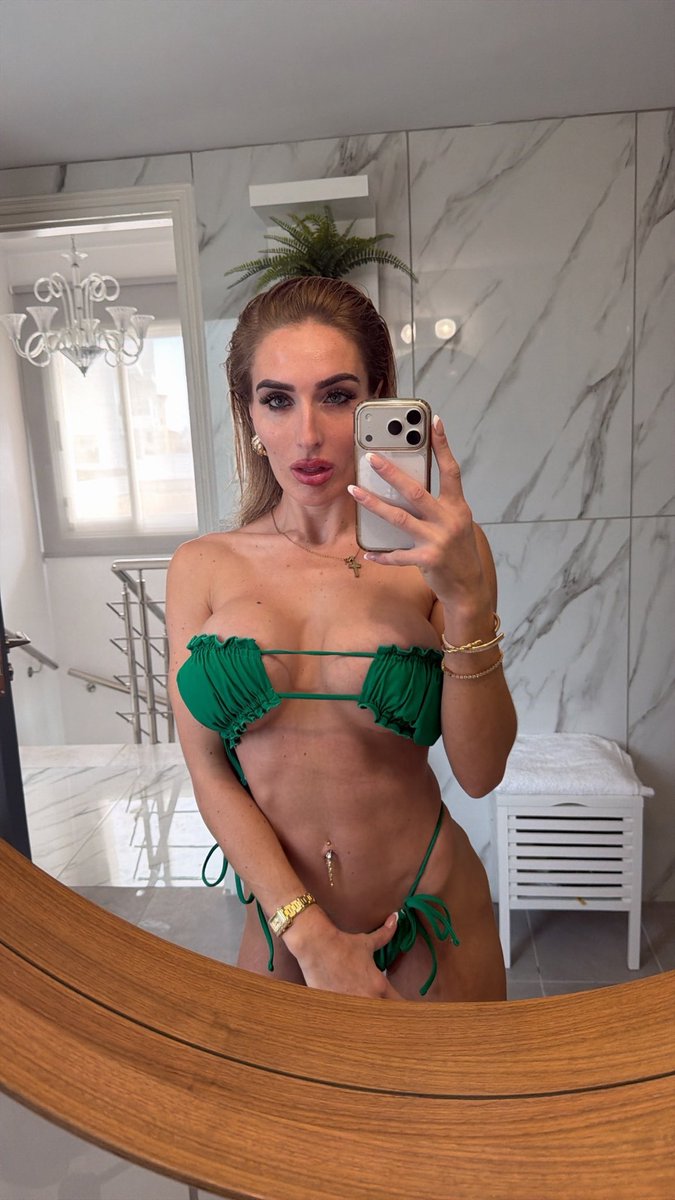 Goddess_RoseXXX tweet media