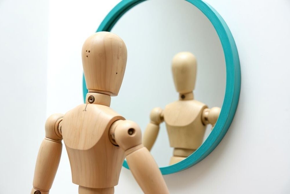 FraAuthentique's tweet image. Nouvel épisode de Marchez avec Johan "Se regarder d'abord" buff.ly/bUBiAMd