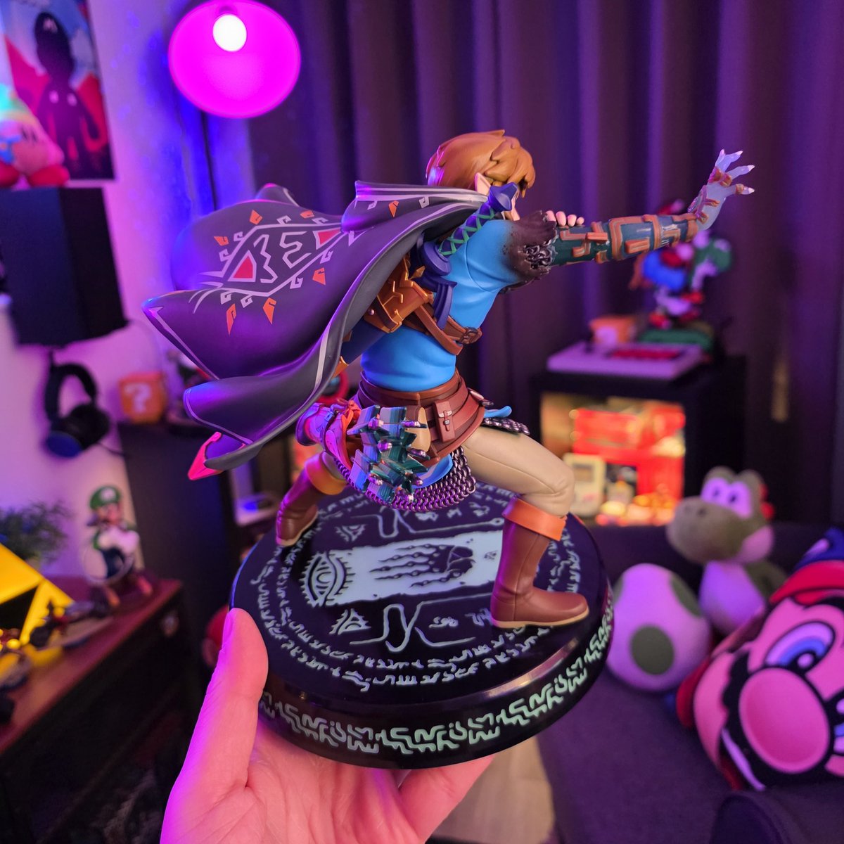 gummerpaladin's tweet image. Han llegado cositas de @xtralife_es !! Link de Tears of the Kingdom y un recopilatorio de dos los #Trails que me faltaban! Y en @TodoConsolas he conseguido otro Trails, el from Zero! 🔥