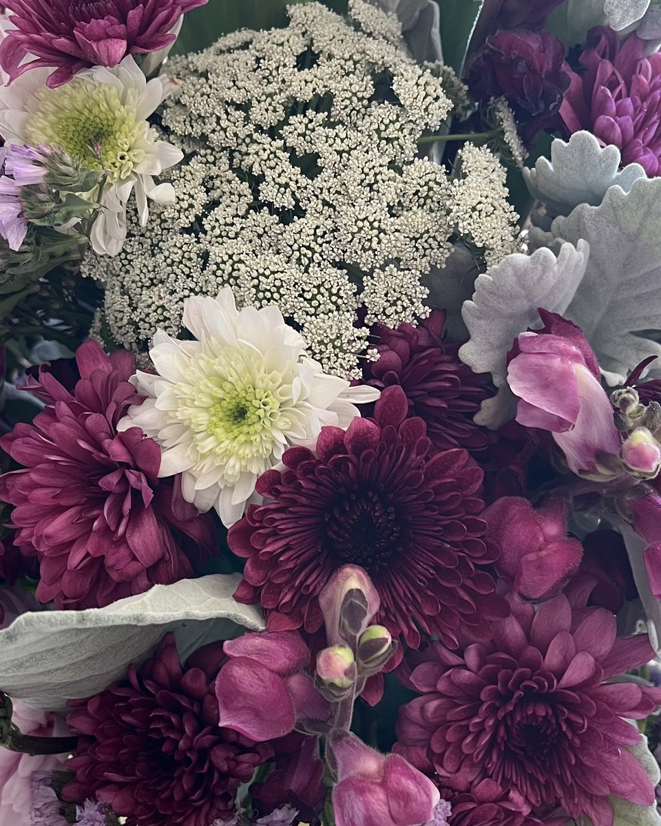 donmorado's tweet photo. #LuckyBoy ⚡️🌷💜 https://t.co/ltUi2394lC