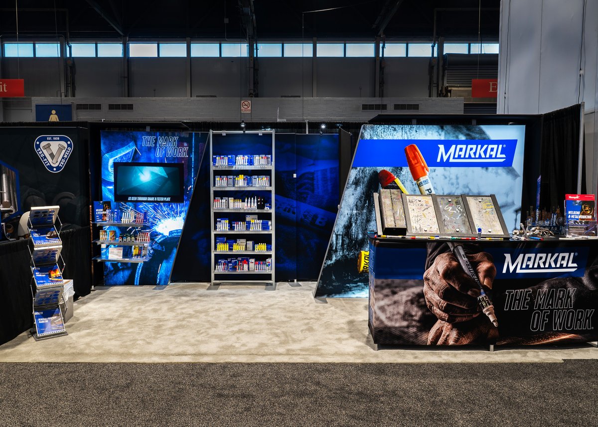 Featherlite Exhibits tweet media