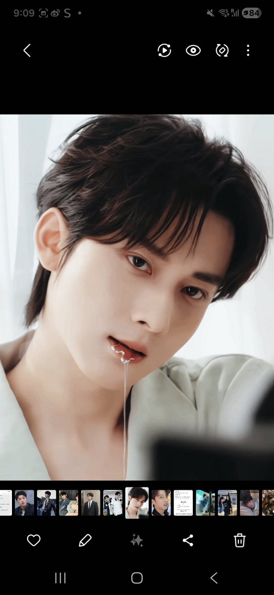 yhxtella's tweet image. He loves collecting rabbits and the rare ones seem to love him back. 🐇