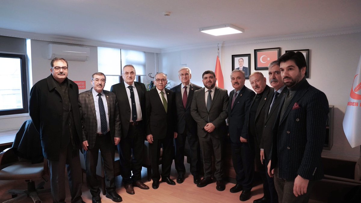 Türkiye Belediye Başkanları Birliği (TBBB) Genel Başkanı Sayın Mehmet Yeloğlu (<a href="/MehYeloglu/">Mehmet Yeloğlu 🇹🇷</a>) ve Yönetim Kurulu'na nazik ziyaretlerinden ötürü teşekkür ediyorum. 

Ziyaretlerinde TBBB Eski Genel Başkanı ve Karabük Eski Belediye Başkanı, Kıymetli Hemşerim Sayın Hüseyin Erer