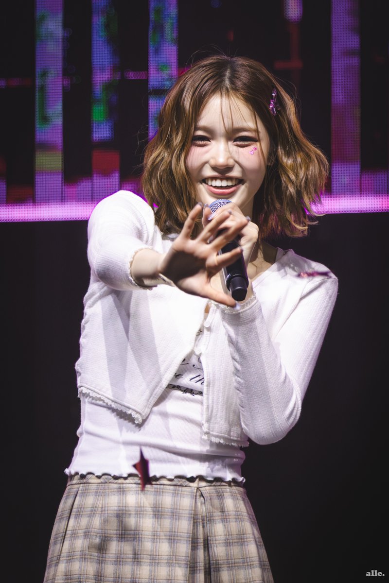 260128
いつみてもかわいいお嬢様🫶✨✨✨
#izna #이즈나 #SAEBI #정세비
