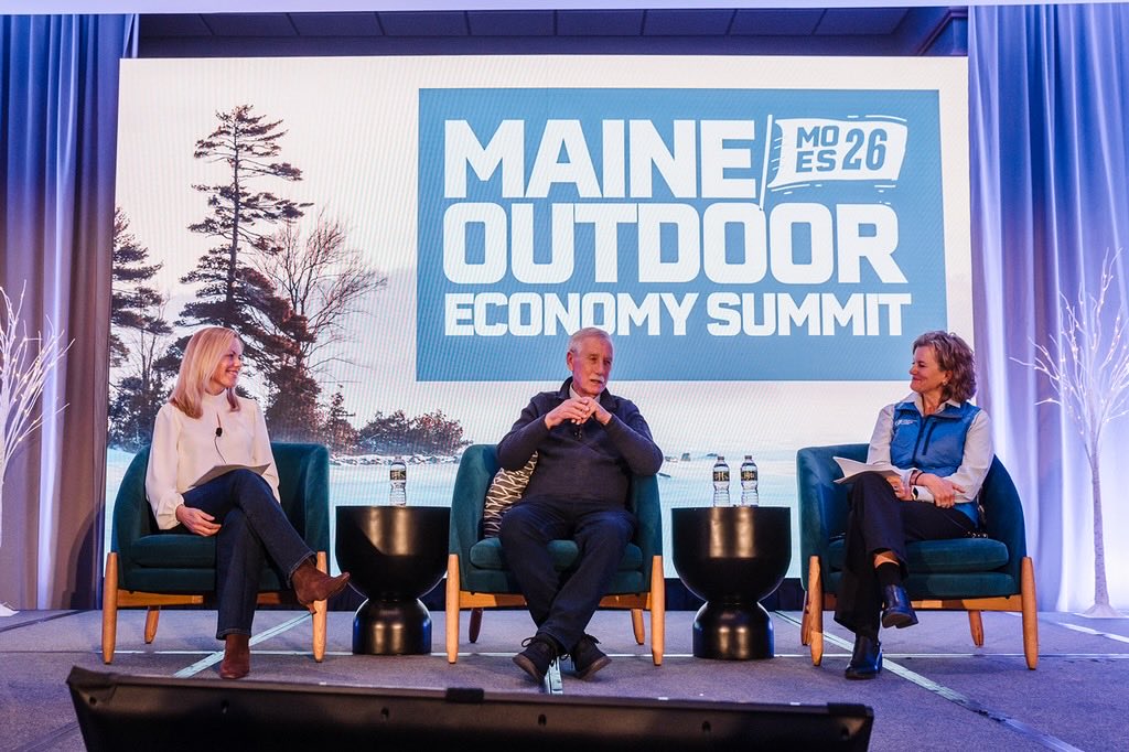 Timely conversation at the 2026 Maine Outdoor Economy Summit with <a href="/SenAngusKing/">Senator Angus King</a> – a great champion for public lands, including his work w/ <a href="/SteveDaines/">Steve Daines</a> to reauthorize the Legacy Restoration Fund. With gratitude from ⁦<a href="/tpl_org/">Trust for Public Land</a>⁩.