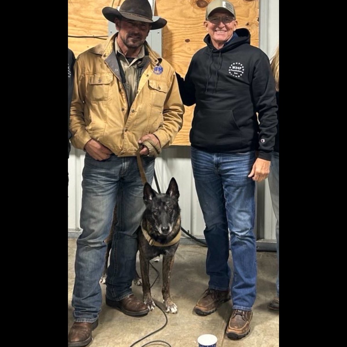 DocPete4Texas's tweet image. 🚨Big Endorsement🚨

Doc Pete Chambers has just received a powerful endorsement from LTG (Ret) Michael Flynn for Governor of Texas!

General Flynn, a true patriot who knows the battles we face firsthand, recognizes Doc's unwavering commitment to securing our borders, defending…