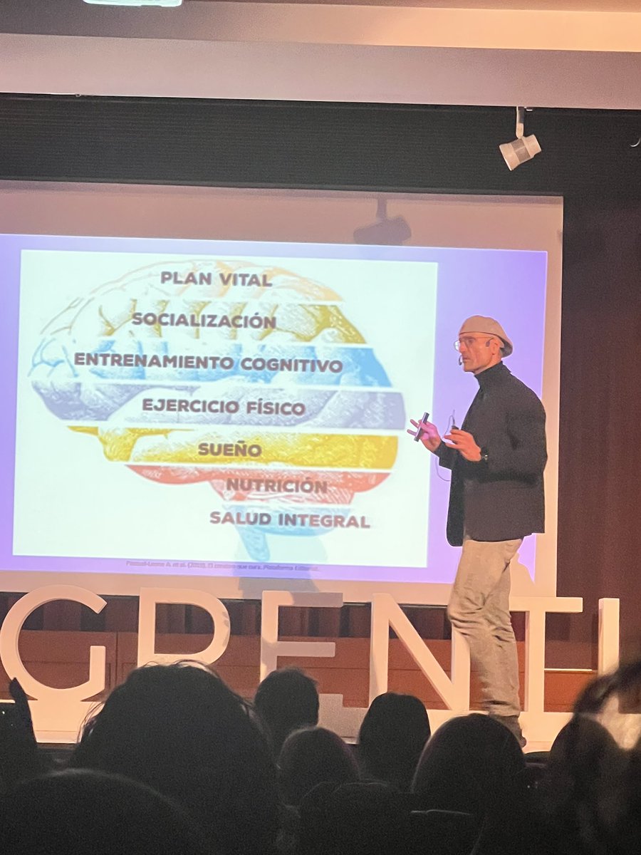 Colegio Virgen Milagrosa tweet media