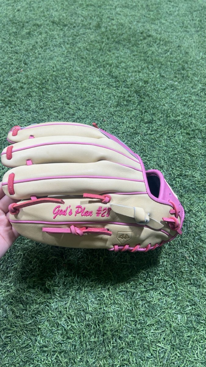 Madison Hesser tweet media