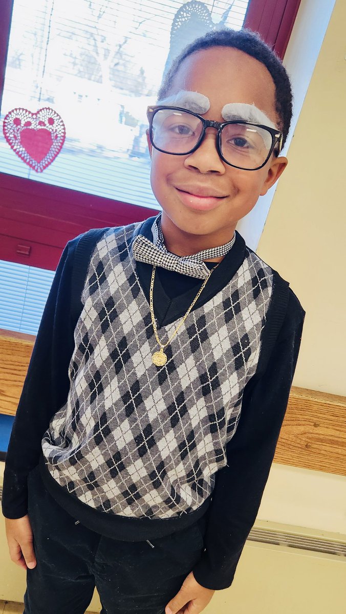 piratenation219's tweet image. We celebrated the first 100 days of school at Salk with fun costumes and positive social interactions. #100daysoflearning