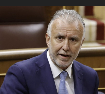 It's now or never tweet media