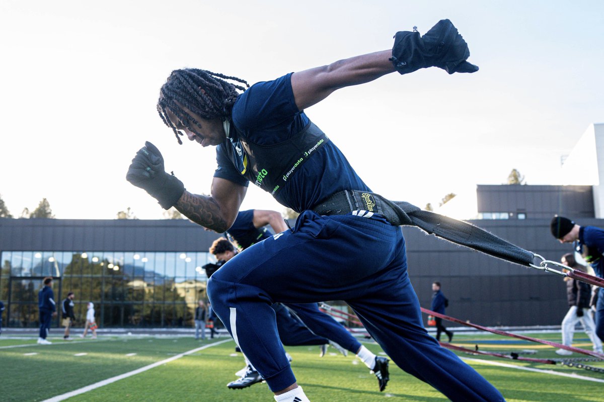 NAU_Football's tweet image. While you’re awaking, we’re already working 💪

#RaiseTheFlag | #BigSkyFB