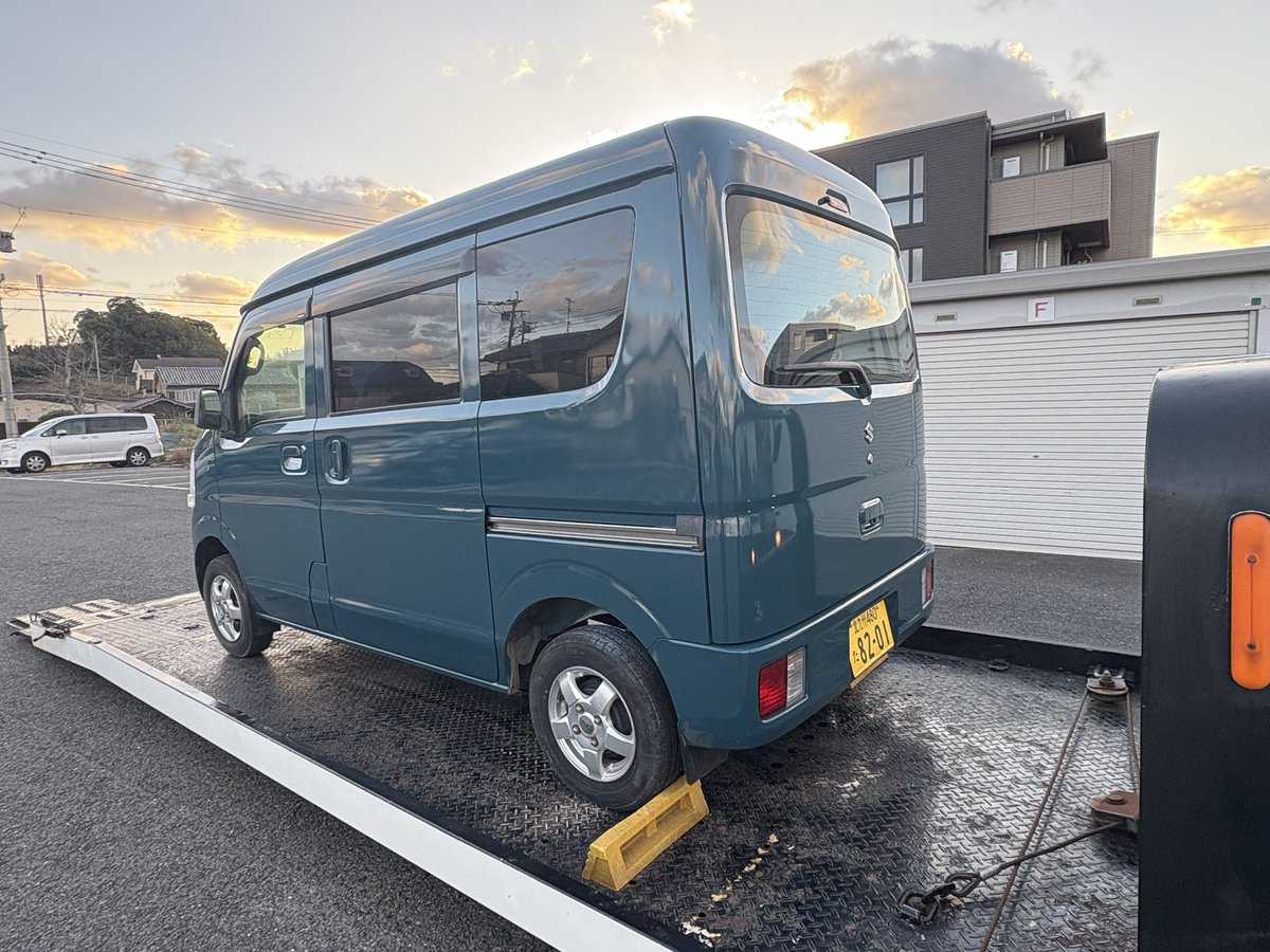 本日後納車させていただきました！
全塗装御依頼ありがとうございました！！