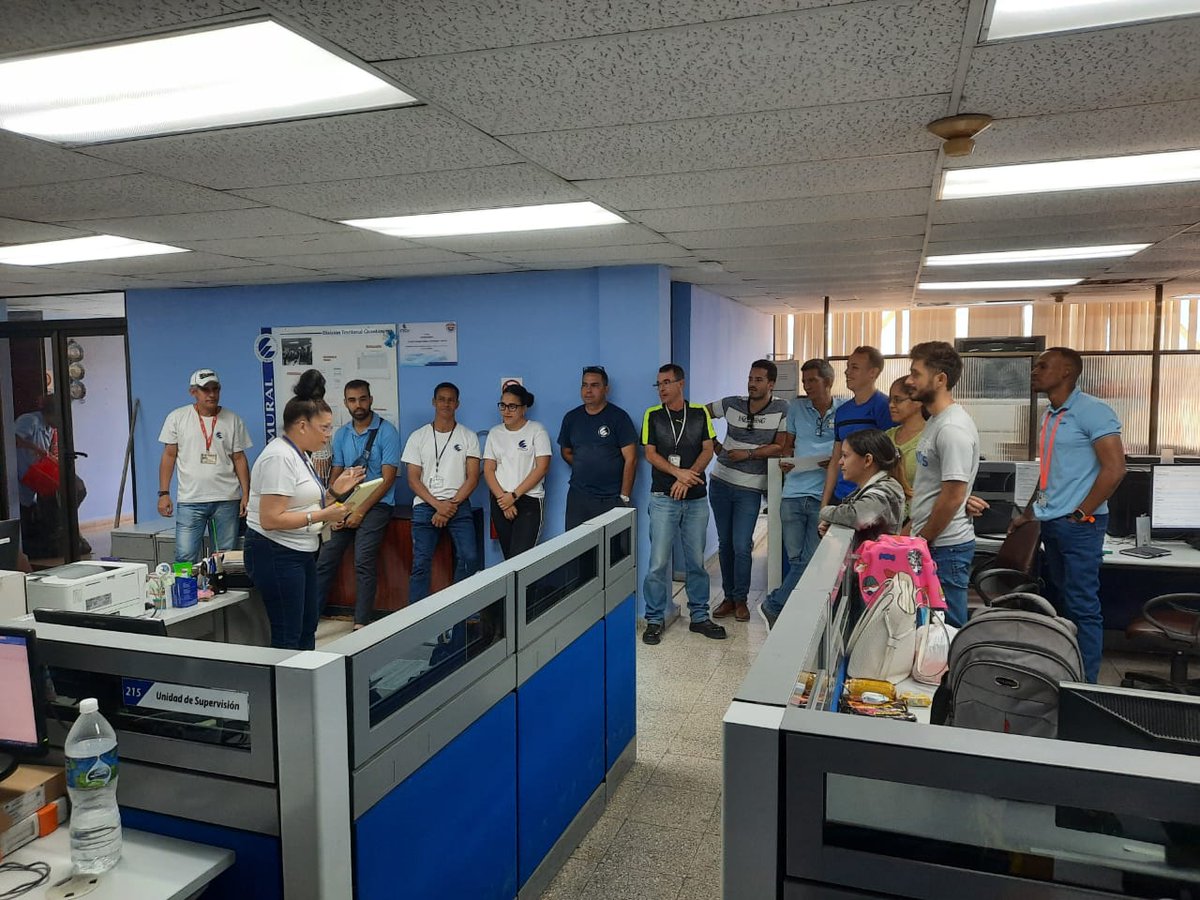 📢✨ La fuerza de la unión en las comunicaciones ✨📢
Las reuniones sindicales no son solo encuentros formales: son espacios vitales donde las voces de los trabajadores se escuchan, se comparten experiencias y se construyen soluciones colectivas.
#EtecsaConCuba 
#CubaEstáFirme