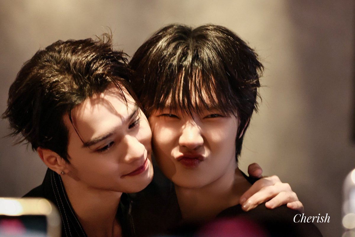 น่ารัก 😭😭😭😭😭💘