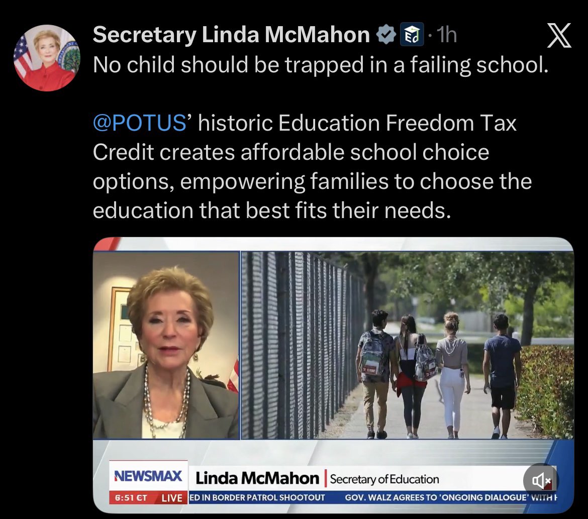 The White House, Senate Republicans, House Republicans, &amp; neighboring Republicans celebrate #NationalSchoolChoiceWeek. 

They all believe every child deserves a great education, no matter their zip code or family income. They also believe parents, not politicians, should decide