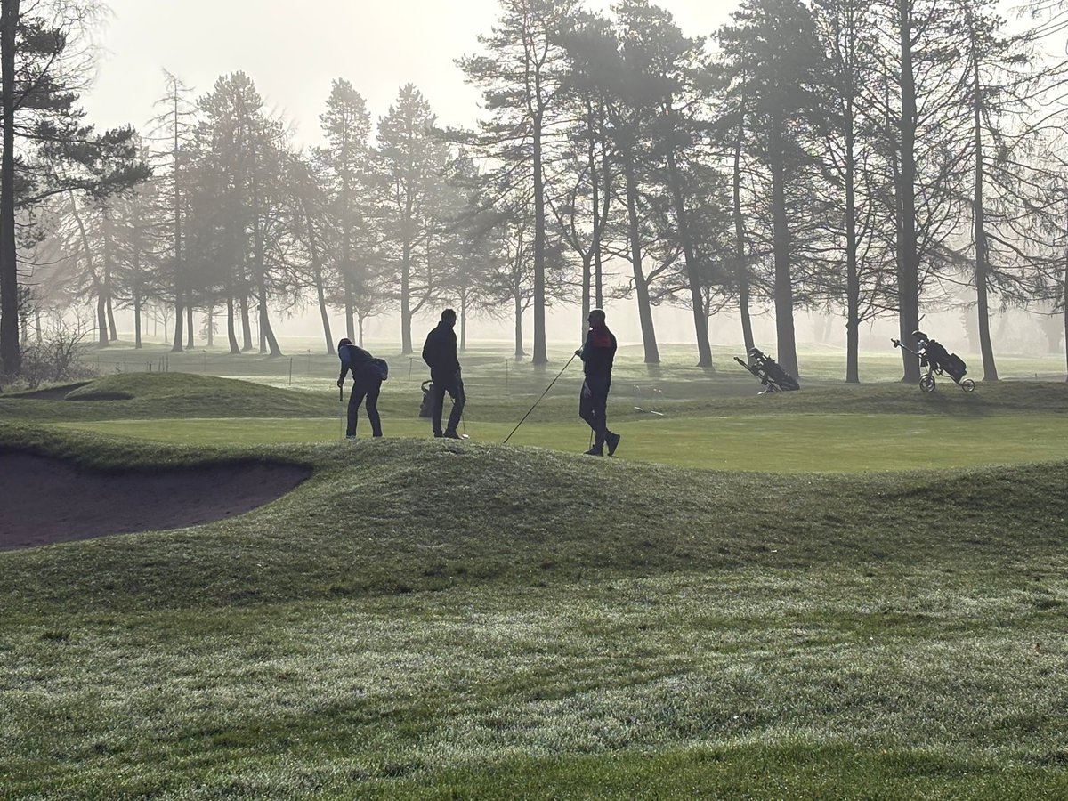 IlkleyGolfClub's tweet photo. Once the mist lifted, it was a glorious day for golf at Ilkley today
Despite the torrential rain yesterday, the course was in great nick. Built on river sand, the course is extremely well drained, so it was dry. And with no temp tees or greens, golfers could play the full course https://t.co/zNbFbtPNNZ