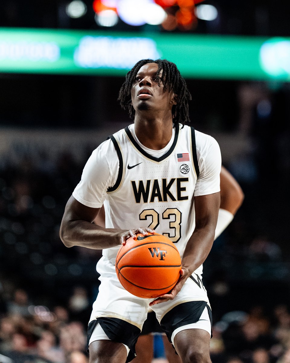 WakeMBB's tweet photo. J. Cross will be a guest on The Coach Steve Forbes Show tomorrow 🎧

🕖 7 p.m.
📍 Miller's on Robinhood
📻 https://t.co/fuQ2meygns https://t.co/Jg7ul97MRp