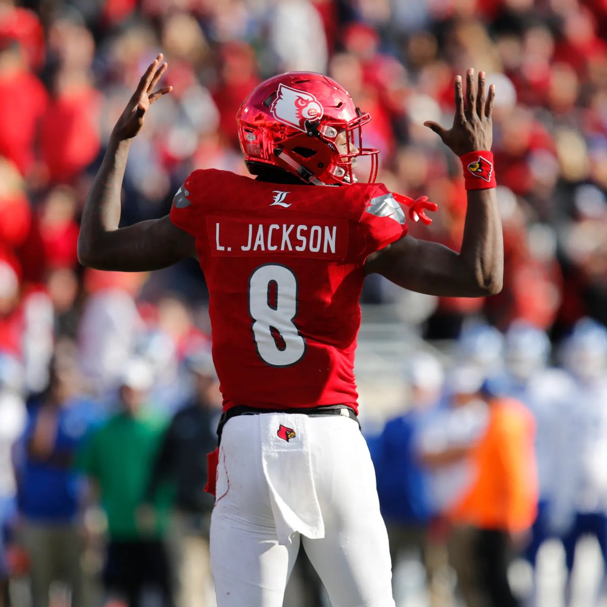 KMentality0's tweet photo. After A Great Conversation With Coach @JontaviusMorris I Am Blessed To Receive An Offer From The University Of Louisville ! @CoachRonEnglish @JB3Bynum @DunnellonFTBL @ZBlostein247 @Showtime12u @CSAPrepStar @trenchmenAC https://t.co/AUdH7g0pq7