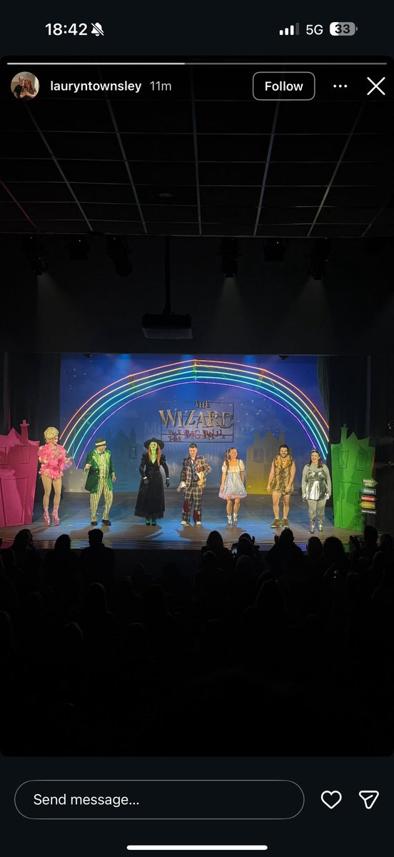 So much fun playing Glinda the Good in Adult Panto with Patter productions this month😍🫧