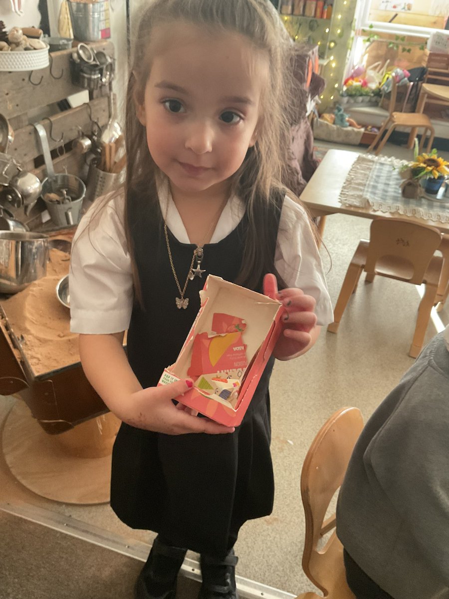 MrsGriffiths7's tweet photo. A mouse has moved into our classroom because he is homeless! 

He wants us to make things for him so he can have a home and somethings to play with 🐭🐭🐭

We’ve had such a creative day making things for the mouse! We hope he likes them 🐭🐭🐭 #eyfs #mousehouse #creative #joy https://t.co/1d3p4r0uaH