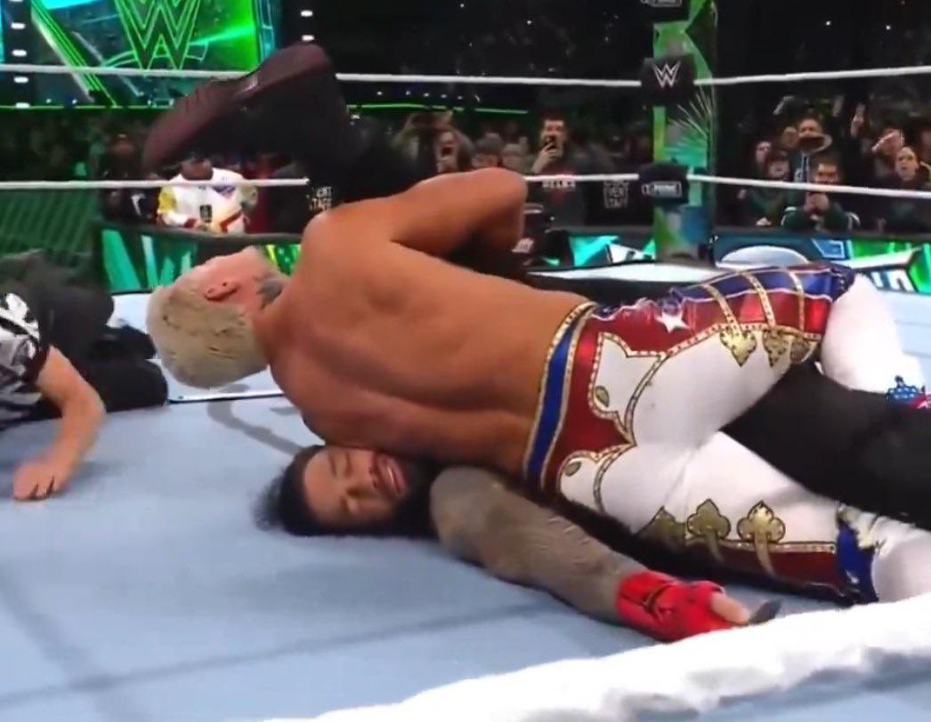 TwoHeadsPodcast's tweet image. Imagine having to JOB in back-to-back WrestleMania main events

Roman Reigns is OWED a Royal Rumble win

End of Discussion.