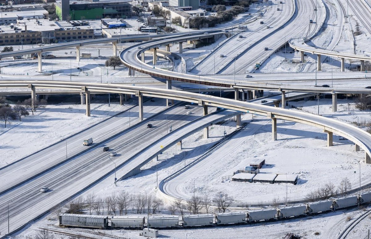 Dallas Texas TV tweet media