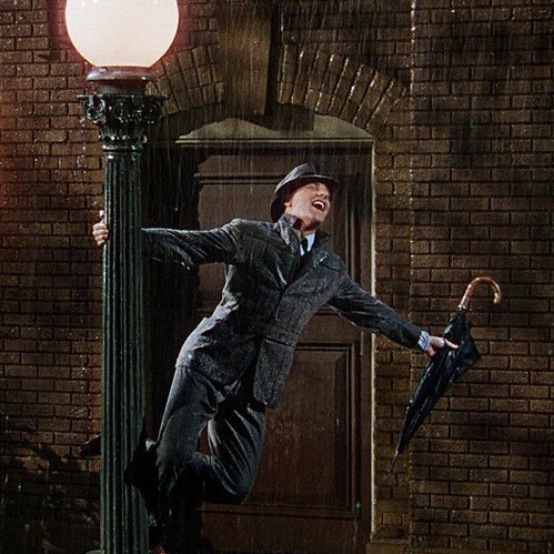 TimmYchali's tweet image. Singing in the rain.1952

ما اعتقد فيه فلم قادر على اسعادك وعلى جعلك تشعر بكميه السعادة عند الانتهاء منه مثل هالفلم 

بالبداية انا و @nodraper كنا في أشد حيره وش الفلم المناسب لمشاهدته خلال هالوقت من هالليل؟خصيصا ان ذوقي وذوقها ما يتشابهون ولكن وقع الاختيار وكان اجمل اختيار 🫶🏻